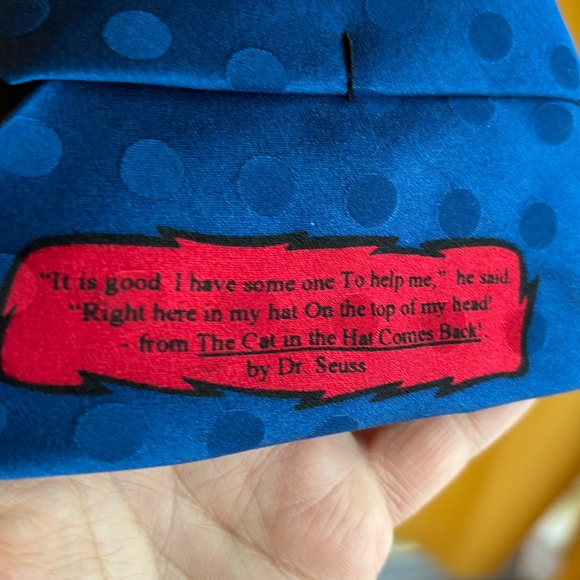 1994 Dr. Seuss silk tie - Picture 5 of 6